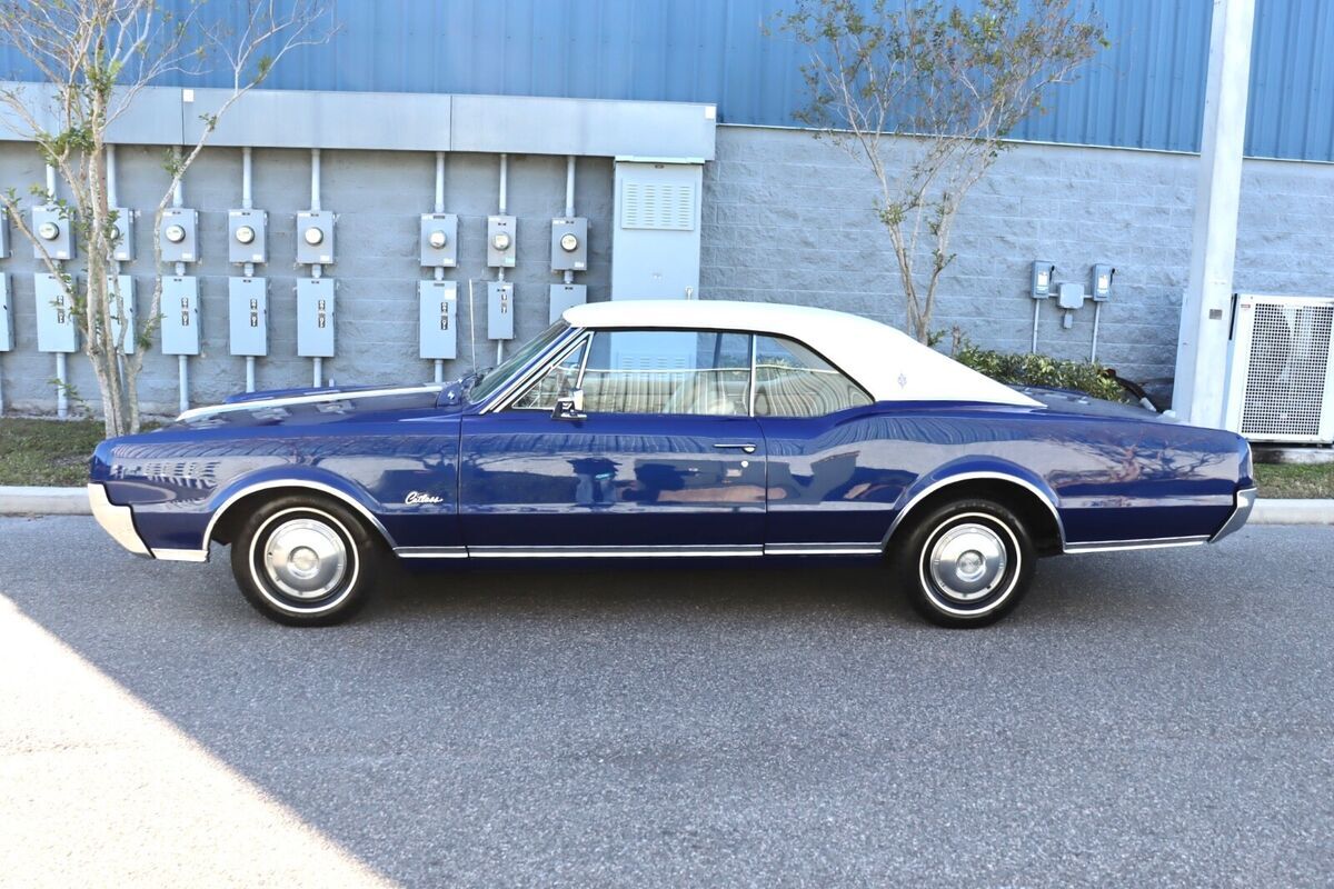 1967 Oldsmobile Cutlass Supreme - photo 2