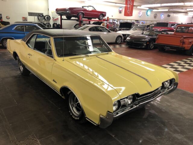 1967 Oldsmobile Cutlass Supreme-Original Owners Manual-SEE VIDEO - photo 11