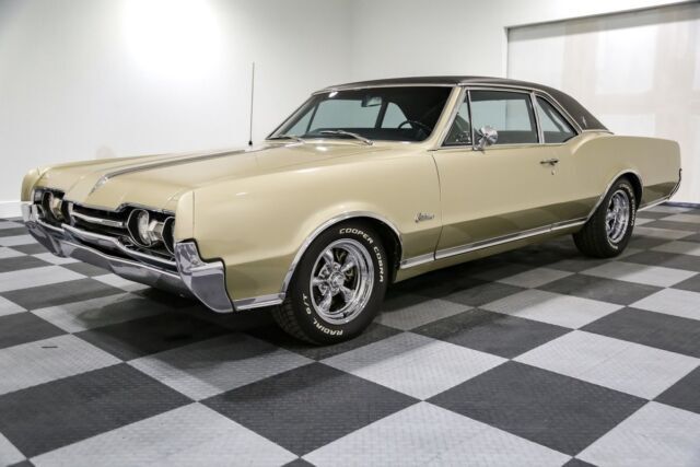1967 Oldsmobile Cutlass Supreme Turnpike Cruiser - photo 3