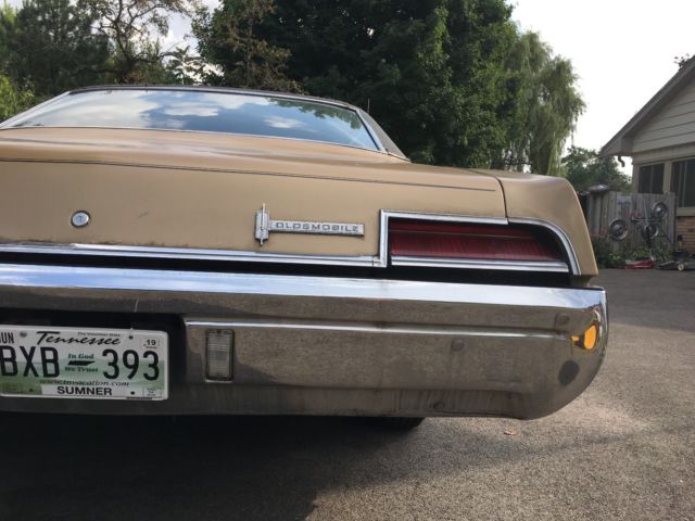 1967 Oldsmobile Eighty-Eight Holiday Sedan - photo 4