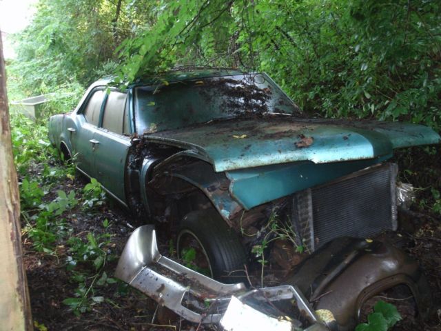 1967 Oldsmobile Eighty-Eight silver - photo 2