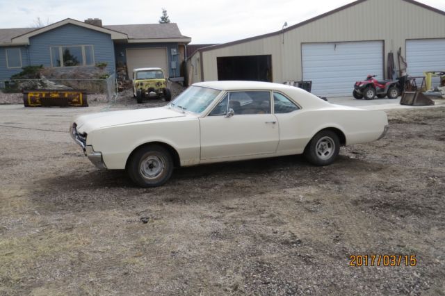 1967 Oldsmobile Cutlass F85 - photo 2