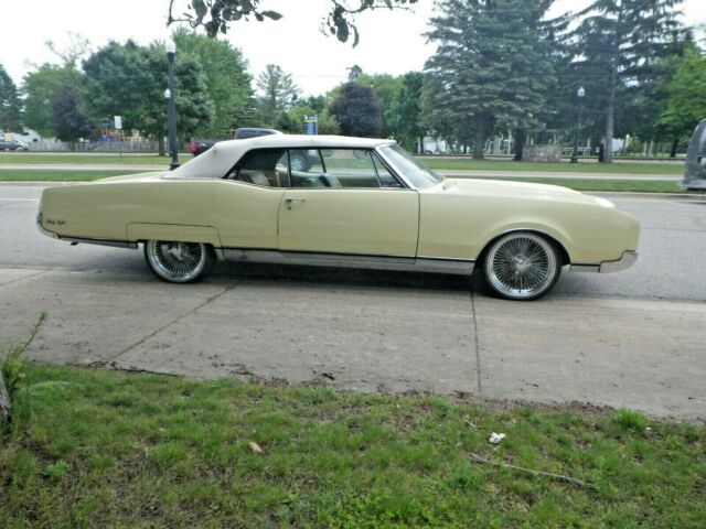 1967 Oldsmobile Ninety-Eight - photo 4