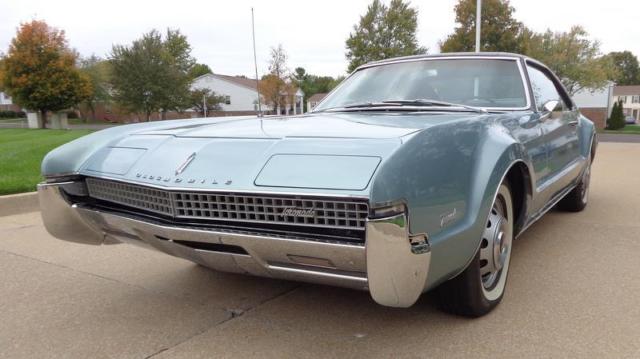 1967 Oldsmobile Toronado -- - photo 2