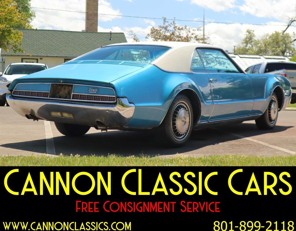 1967 Oldsmobile Toronado Deluxe Coupe - photo 11