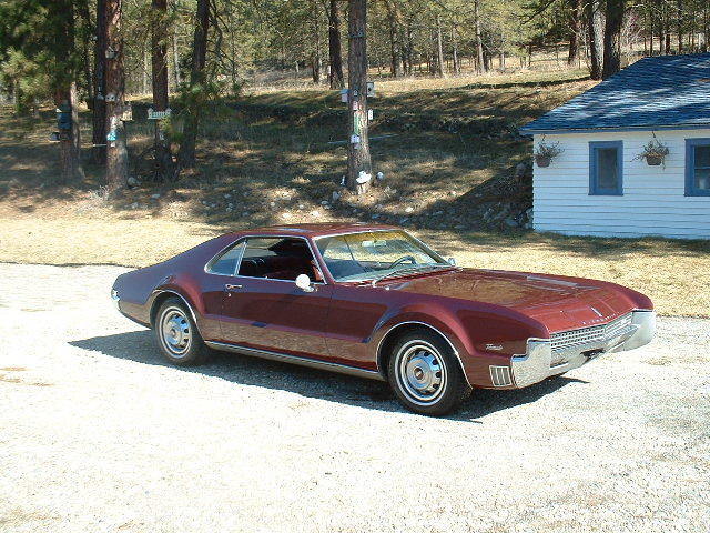 1967 Oldsmobile Toronado - photo 2