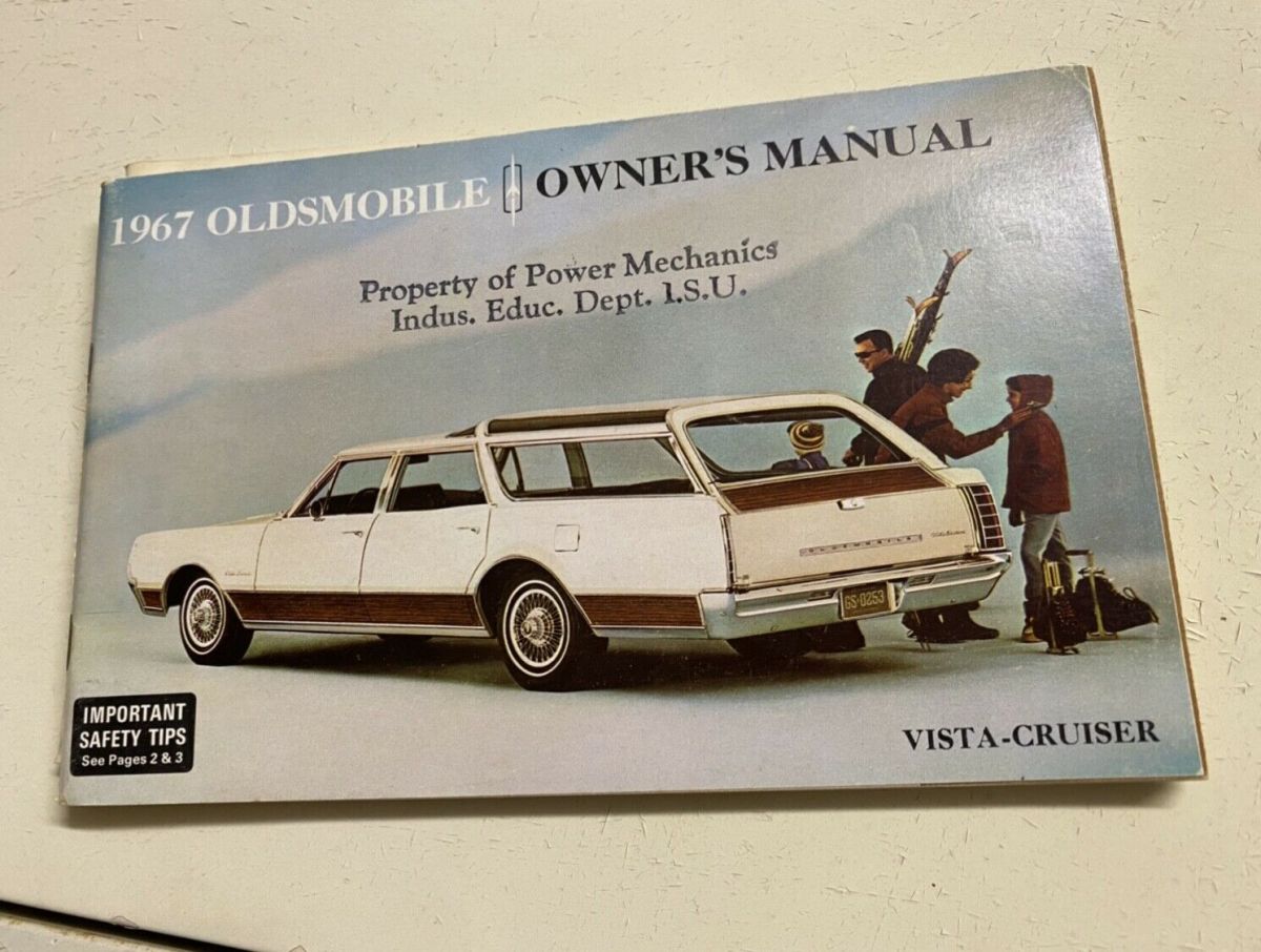 1967 Oldsmobile Custom Cruiser Vista Cruiser Wagon - photo 10