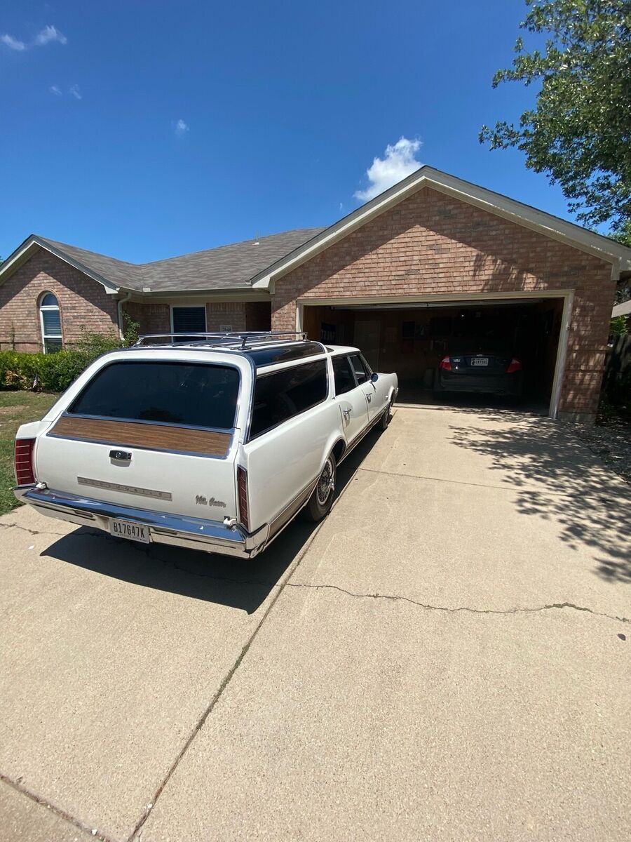 1967 Oldsmobile Vista Cruiser - photo 6