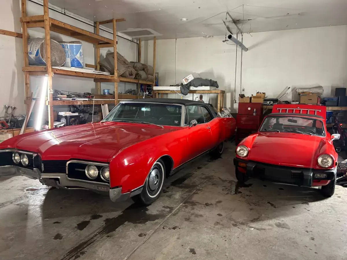 1967 OLDSMOBILL NINETY EIGHT CONVERTIBLE L;OW LOW RESERVE... 1967 Oldsmobile Ninety-Eight