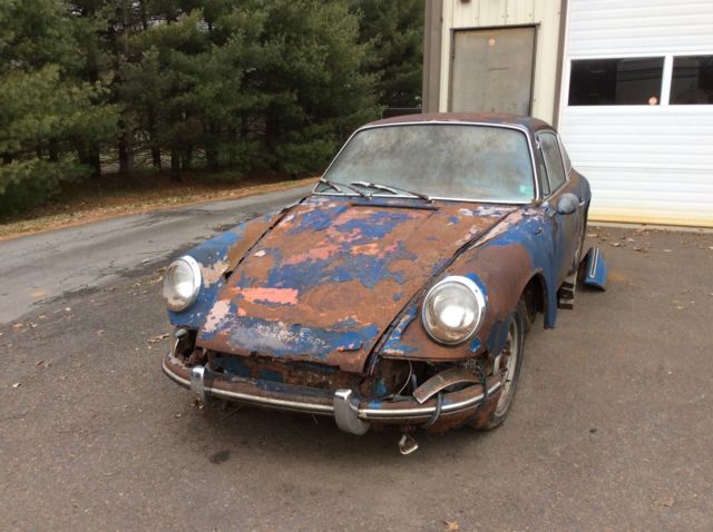 1967 or 1968 Porsche 911 Basket Case - No Reserve! 1967 Porsche 911