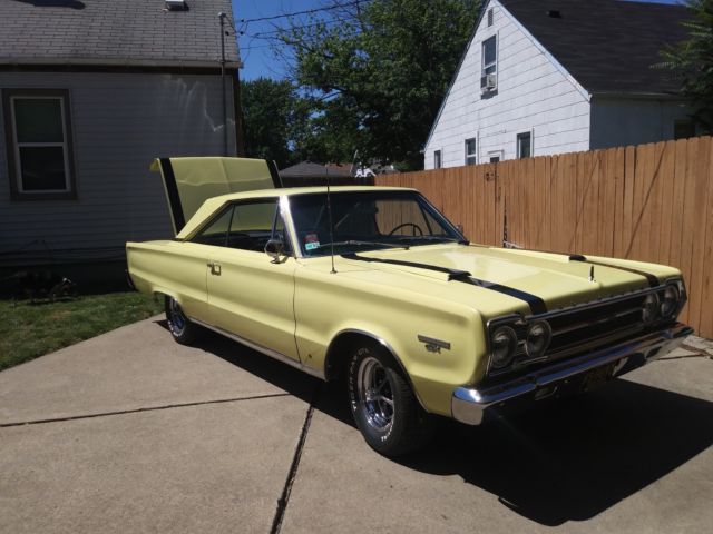 1967 Plymouth Belvedere GTX the Beast that looks like a Beauty 1967 Plymouth GTX Belvedere