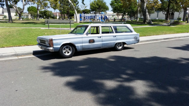 1967 Plymouth Belvedere Wagon - photo 2