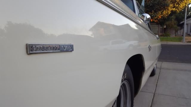 1967 Plymouth Fury - photo 2