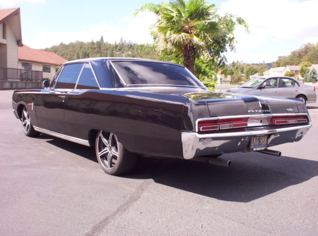 1967 Plymouth Fury - photo 2
