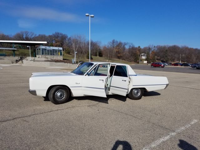 1967 Plymouth Fury 4 Door Sedan - photo 3