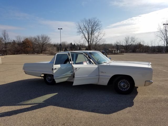 1967 Plymouth Fury 4 Door Sedan - photo 7