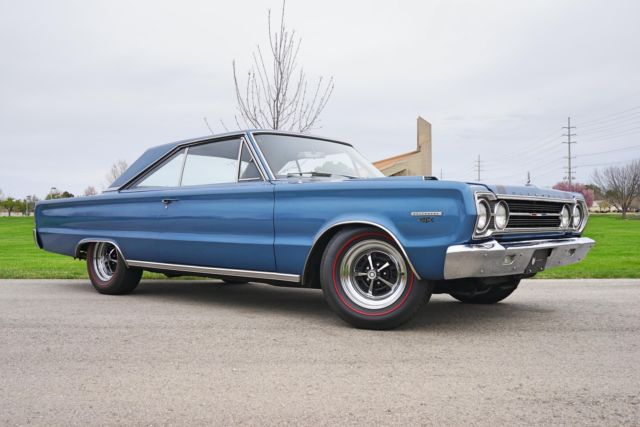 1967 Plymouth GTX Coupe - photo 2