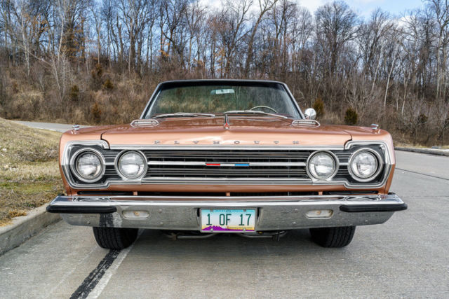 1967 Plymouth GTX Hemi - photo 2