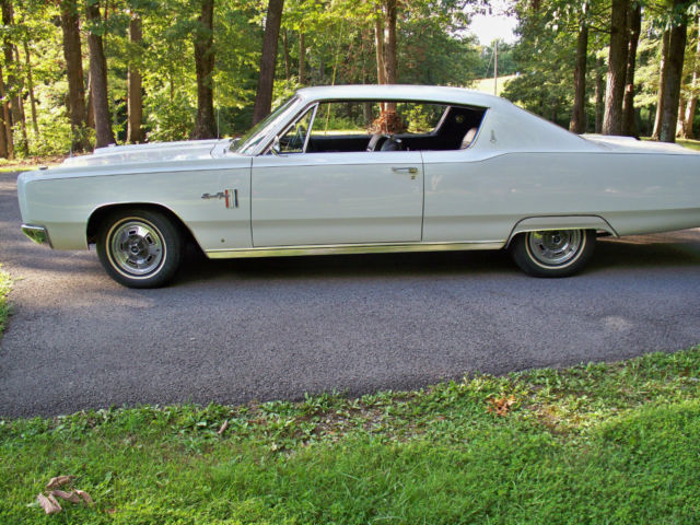 1967 Plymouth Sport Fury ~~~~ Beautiful Coupe!! 1967 Plymouth Fury