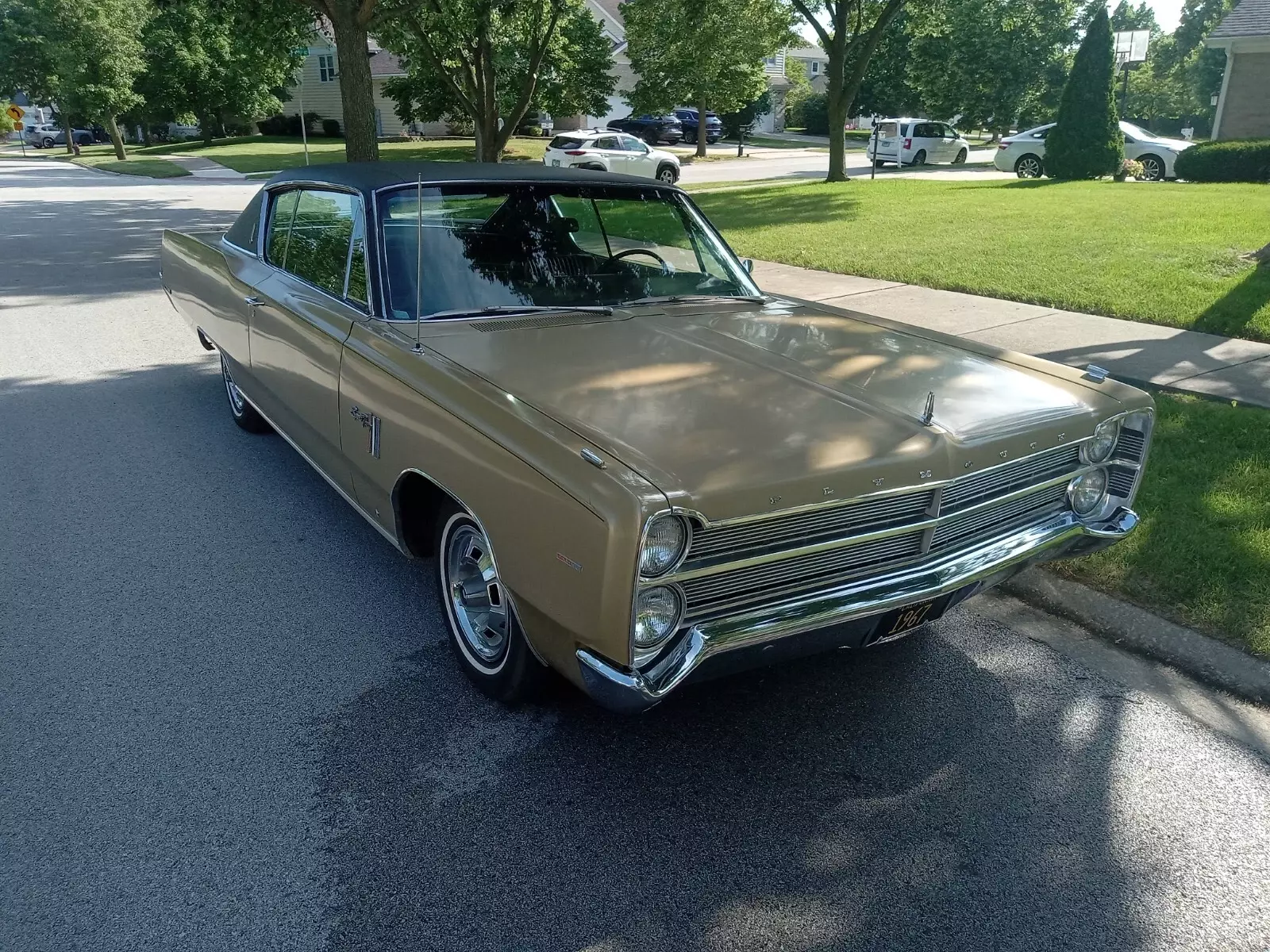 1967 Plymouth Sport Fury - photo 2