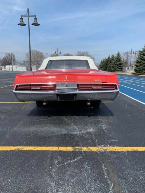 1967 Plymouth Fury Convertible - photo 3