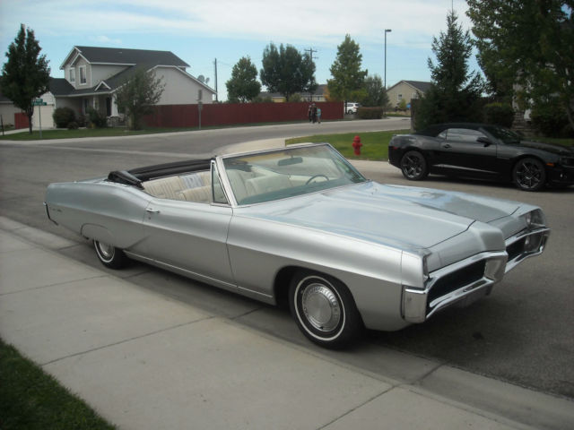 1967 Pontiac Bonneville conv - photo 2
