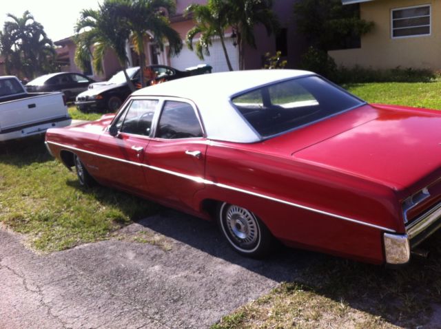 1967 Pontiac Catalina 4 dr sedan - photo 2