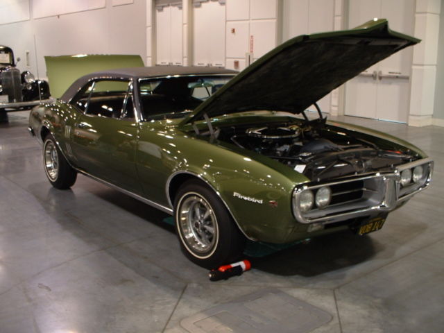 1967 Pontiac Firebird 400 - photo 10
