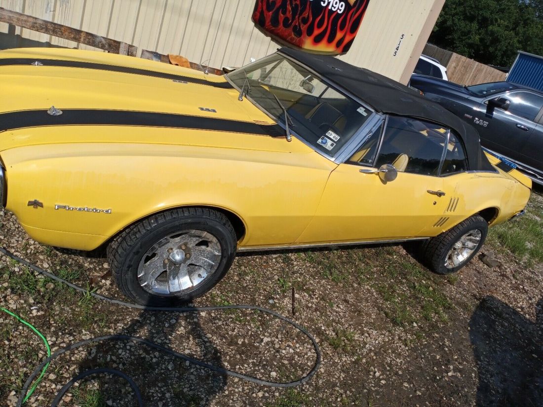 1967 Pontiac Firebird 5.0 Convertible Yellow RWD Automatic yellow 1967 Pontiac Firebird 5.0 yellow