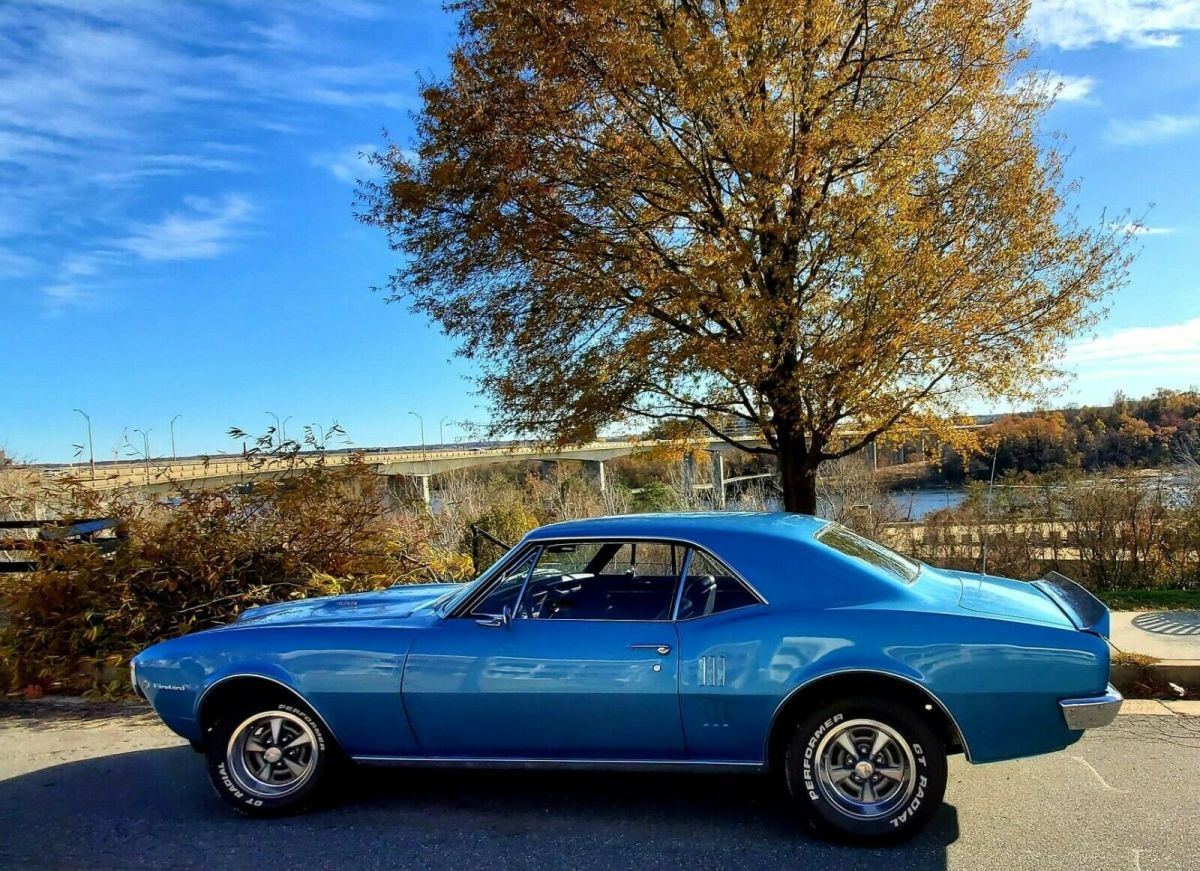 1967 Pontiac Firebird beautiful blue classic car Collectors item! 400 Automatic 1967 Pontiac Firebird