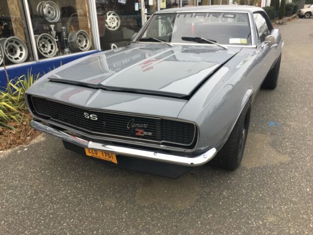 1967 Chevrolet Camaro RS - photo 2