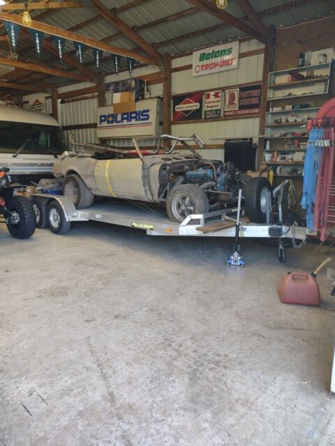 1967 Pontiac Firebird - photo 2