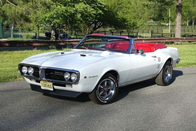 1967 Pontiac Firebird Deluxe
