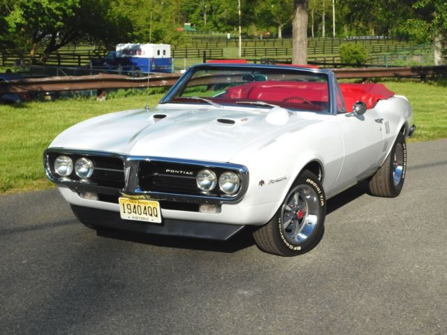 1967 Pontiac Firebird convertible 400 4spd Show winner 1967 Pontiac Firebird Deluxe