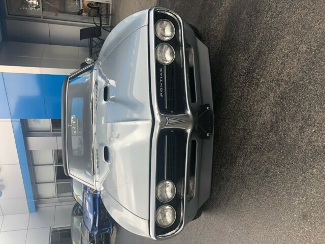 1967 Pontiac Firebird - photo 2