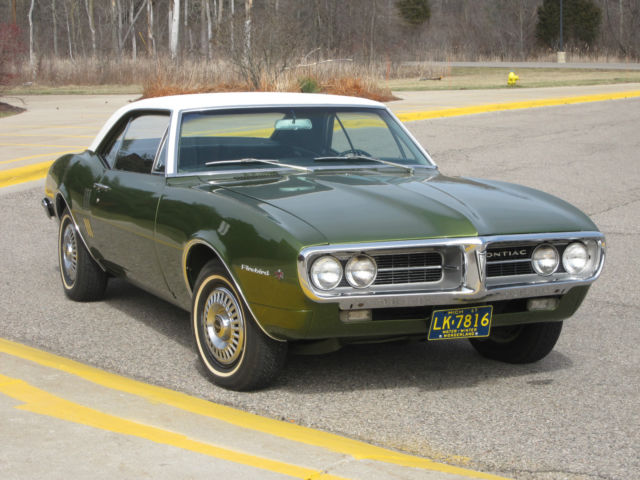 1967 Pontiac Firebird Coupe, Green, White Vinyl Top, 389 Cubic Inch Engine 1967 Pontiac Firebird