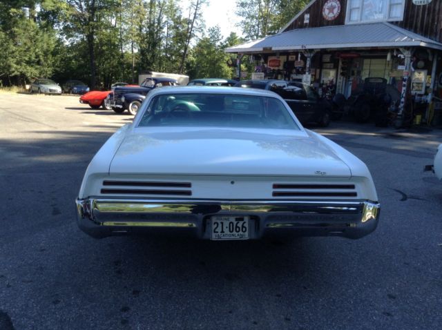 1967 Pontiac Grand Prix - photo 5