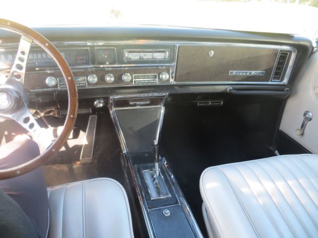 1967 Pontiac Grand Prix - photo 11