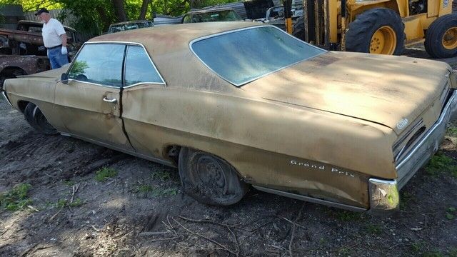 1967 Pontiac Grand Prix - photo 2