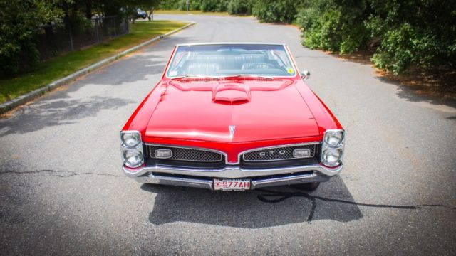 1967 Pontiac GTO Convertible - photo 2