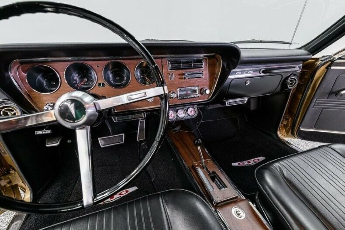 1967 Pontiac GTO - photo 12