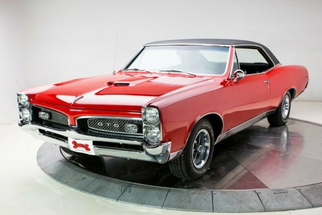 1967 Pontiac GTO 400 V8 3 Speed Automatic Hardtop Regimental Red 1967 Pontiac GTO --