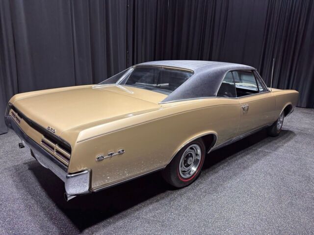 1967 Pontiac GTO 400ci # MATCH 4 SPEED PHS DOCUMENTED SIGNET GOLD! - photo 9