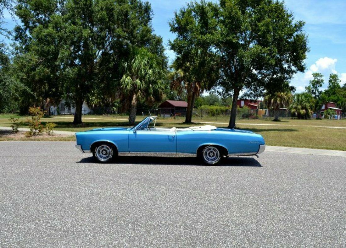 1967 Pontiac GTO Convertible - photo 2