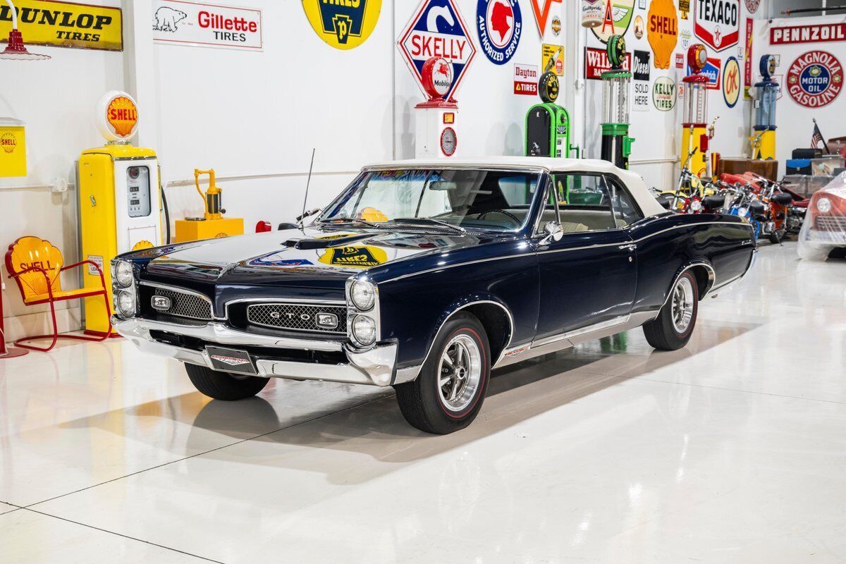 1967 Pontiac GTO Convertible - photo 2