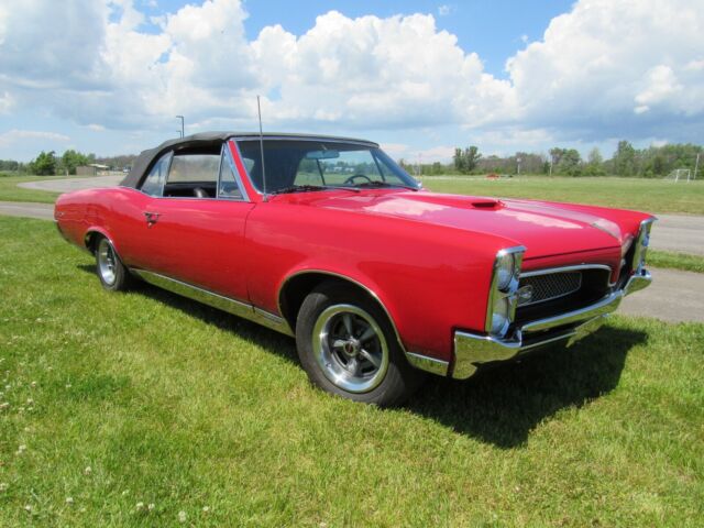 1967 Pontiac GTO rustfree number matching 4-sp convertible - photo 2