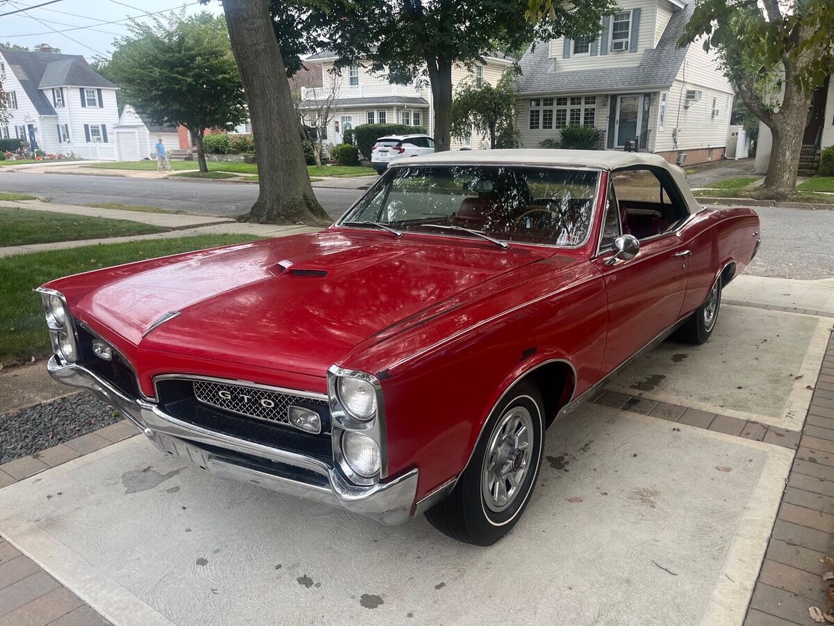 1967 Pontiac GTO Convertible Red RWD Manual GTO 1967 Pontiac GTO GTO