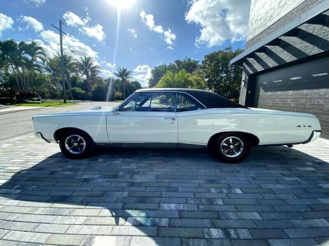 1967 Pontiac GTO Coupe - photo 3