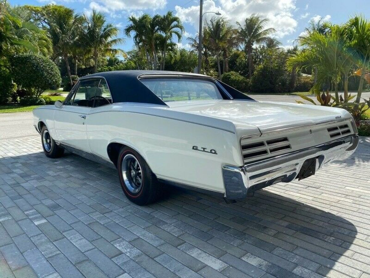 1967 Pontiac GTO Coupe - photo 4
