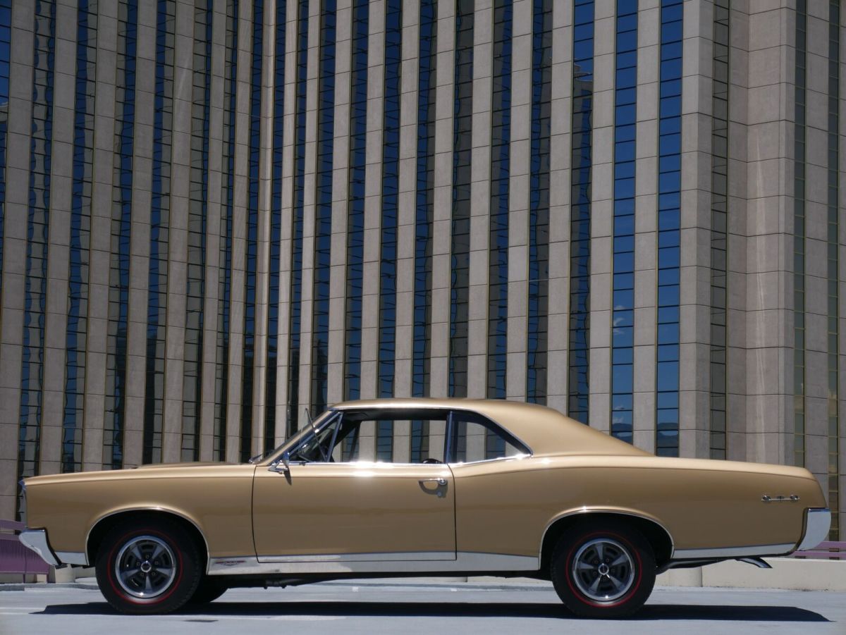 1967 Pontiac GTO HO 400 1967 Pontiac GTO HO 400